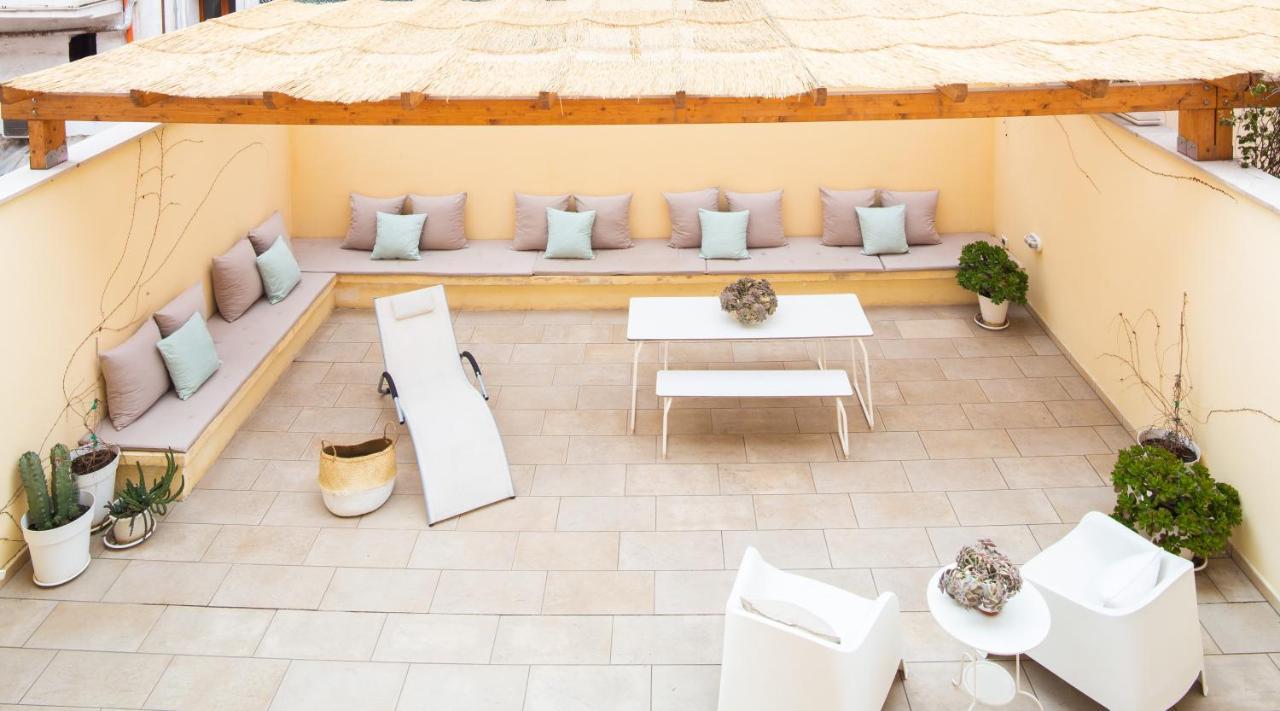 Isola Blu Aparthotel Taranto Bagian luar foto